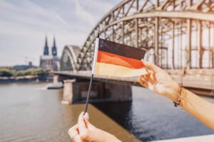 busy polska niemcy z widokiem na most nad renem